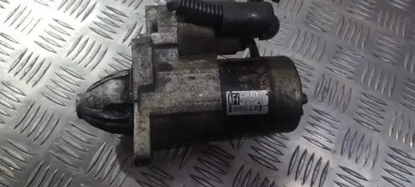 Mazda Premacy Starter motor moot80381 fp1318400