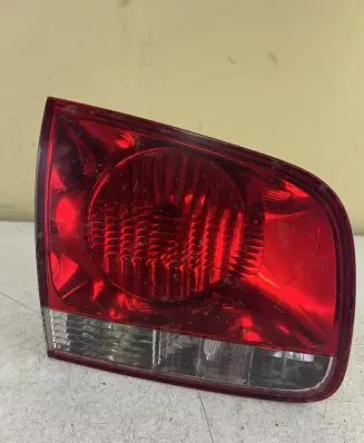 Volkswagen Touareg I Tailgate rear/tail lights 28269003