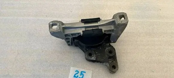 Ford Kuga II Engine mount bracket F1F16F012AC