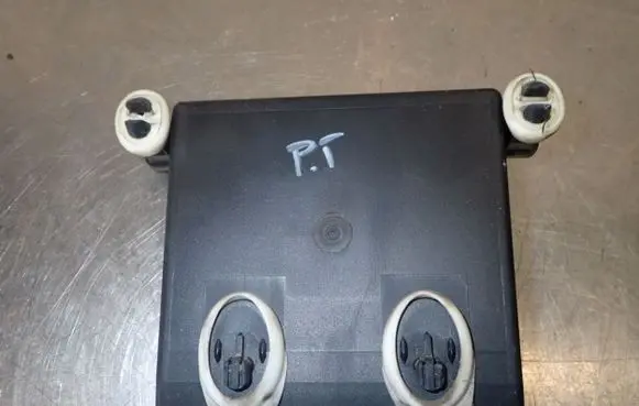 Mercedes-Benz E W211 Door control unit/module 2118201626
