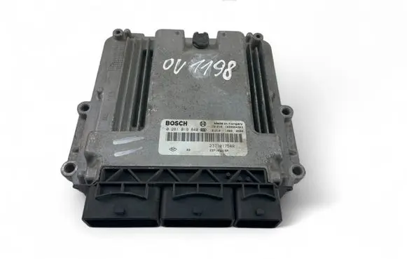 Opel Vivaro Engine control unit/module ECU 237101754R 0281019840
