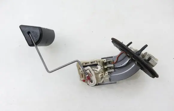 Toyota RAV 4 (XA30) Fuel level sensor 