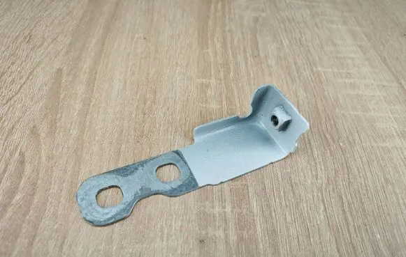 Audi A5 Fender mounting bracket 8W6821433