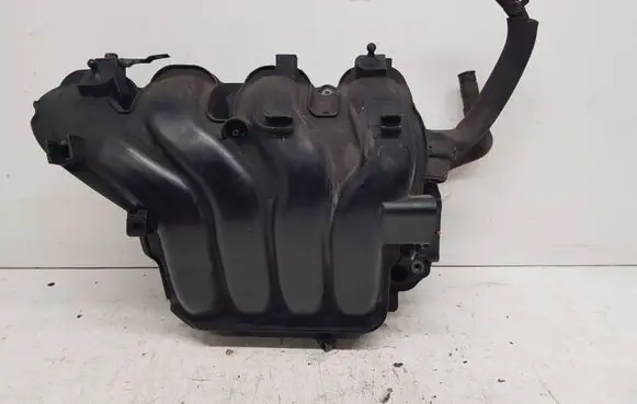 Hyundai ix35 Intake manifold 6Q0947076