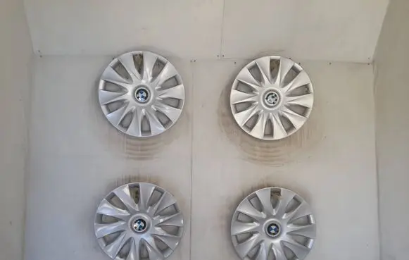 BMW 1 F20 F21 R16 wheel hub/cap/trim 6791806