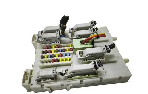 Ford Focus Fuse module DM5T14014AJA BV6N14A073FT 522075F06