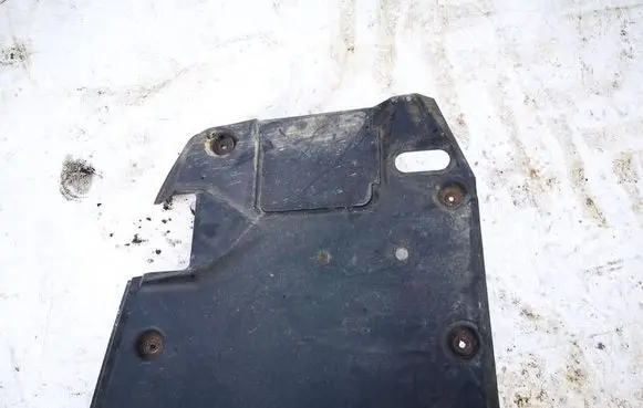 Infiniti G35 Engine splash shield/under tray 748A2AM600