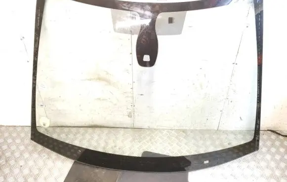 Citroen DS5 Front windscreen/windshield window 