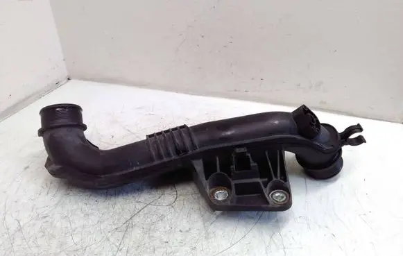 Audi A4 S4 B8 8K Intercooler hose/pipe 8K0145673L