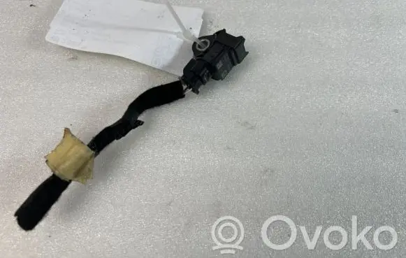Peugeot 3008 II Airbag deployment crash/impact sensor 9810452480