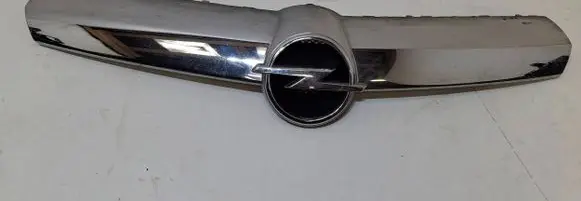 Opel Corsa D Front grill 13223226
