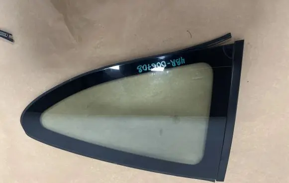 Honda Insight Rear side window 43R006708