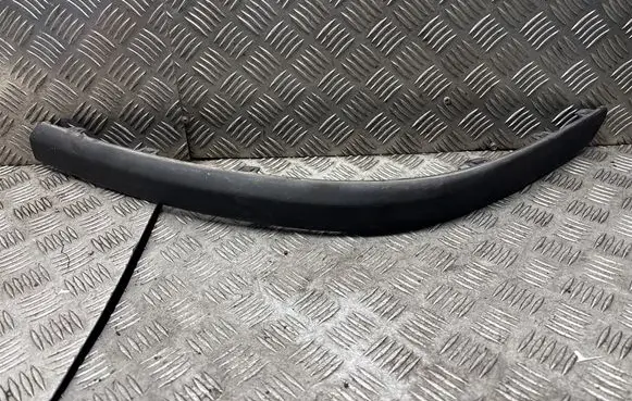 Volvo V70 Front bumper splitter molding 9190298 2419
