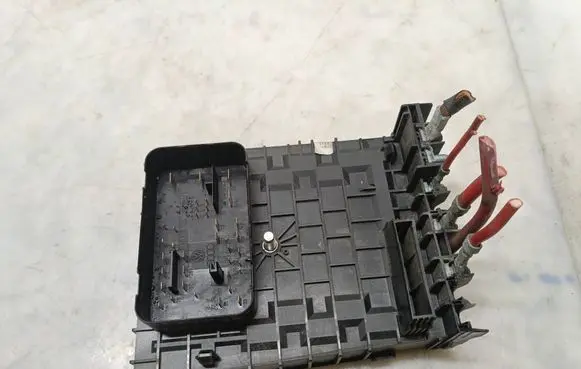 Skoda Octavia Mk2 (1Z) Fuse module 017181301 1K0937125