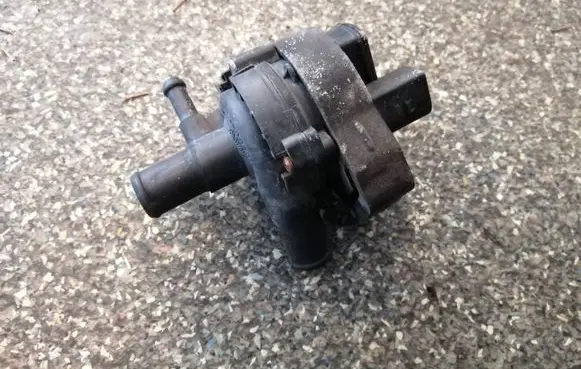 Mercedes-Benz E W212 Electric auxiliary coolant/water pump A2118350028