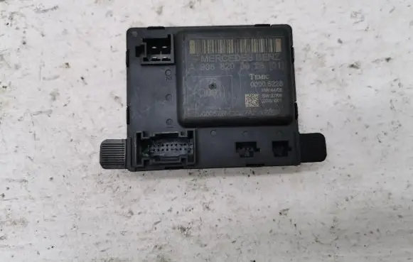 Mercedes-Benz Sprinter W906 Door central lock control unit/module 