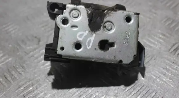 Fiat Doblo Front door lock