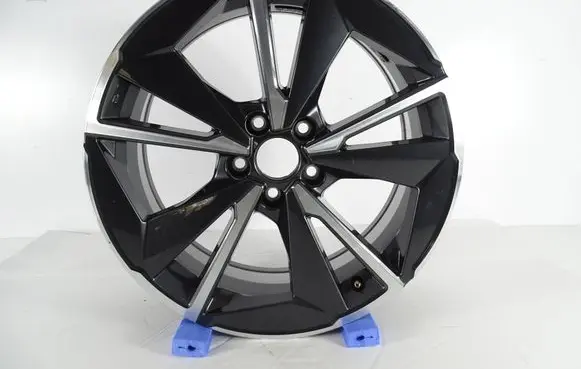 Nissan Qashqai J12 Original wheel cap 6UA3A