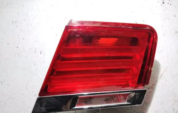 BMW 7 F01 F02 F03 F04 Tailgate rear/tail lights 7182206