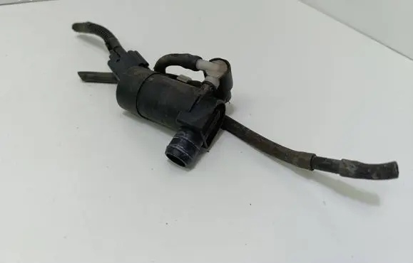Volvo V50 Windscreen/windshield washer pump 1S7117K624FE