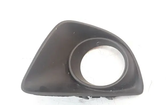 Mazda 2 Front fog light trim/grill D65250C21