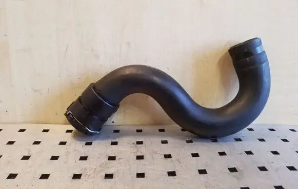 Volvo XC60 Engine coolant pipe/hose 6G918260JB