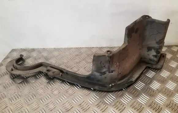 Seat Toledo II (1M) Rear bumper underbody cover/under tray 1M5825216
