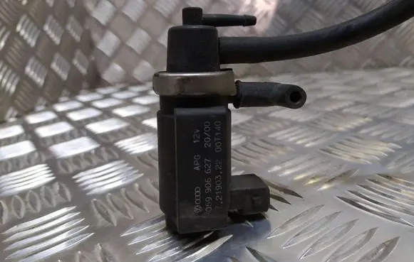 Audi A6 S6 C5 4B Turbo solenoid valve 059906627
