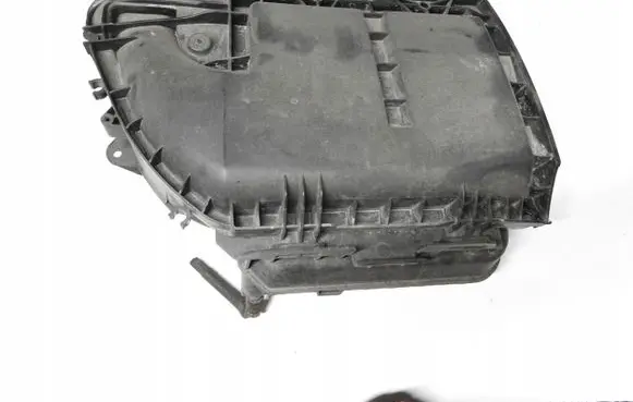 Peugeot Partner Air filter box 9673061080