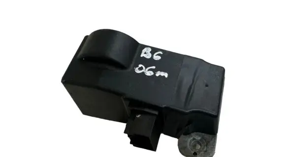 Volkswagen PASSAT B6 Steering wheel lock 216002011