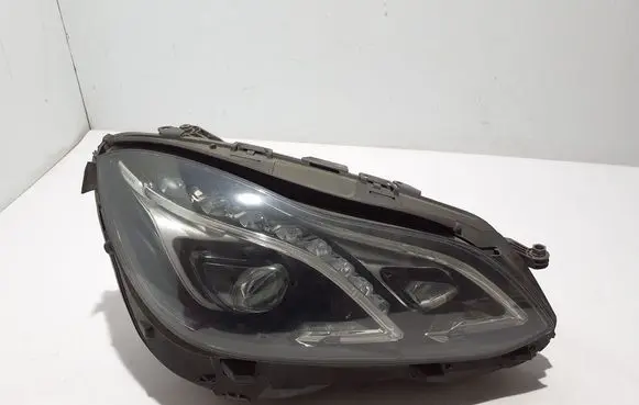 Mercedes-Benz E W212 Headlight/headlamp A2129063203