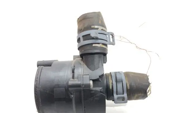 Skoda Octavia Mk3 (5E) Oil filter mounting bracket 5G0965567A