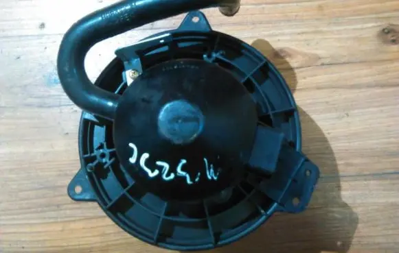 Heater fan/blower