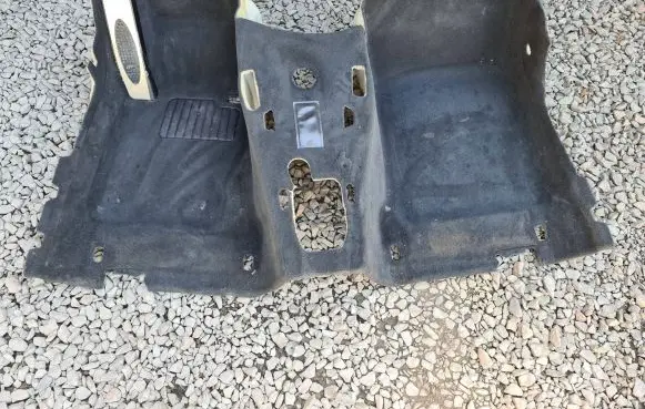 BMW 6 F12 F13 Front floor carpet liner 7073909 17363010