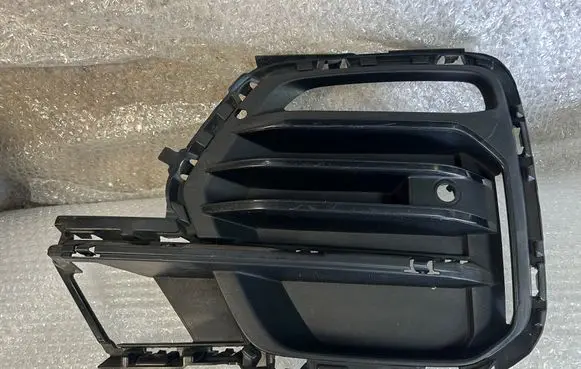 Front bumper lower grill