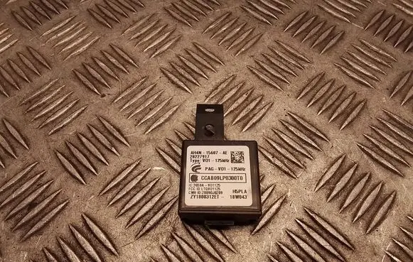 Land Rover Discovery Sport Keyless (KESSY) go control unit/module AH4N15607AE