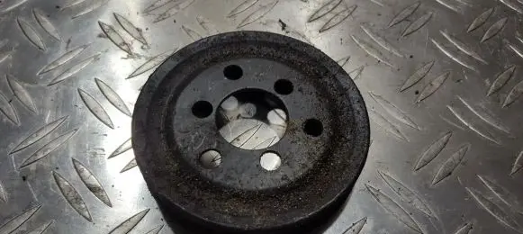 Audi A4 S4 B5 8D Power steering pump pulley 058145255d