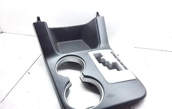 KIA Sorento Gear shifter surround trim plastic 846532P900
