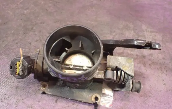 Ford Focus Throttle body valve XS4U-BG