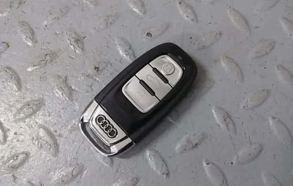 Ignition key/card