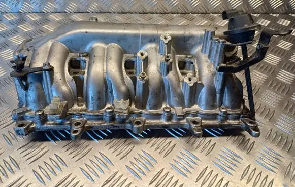 Opel Astra H Intake manifold 8973858233 700997110 0811520117
