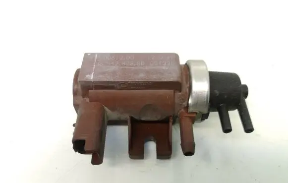 Volkswagen Golf I Turbo solenoid valve 9654282880 70061200