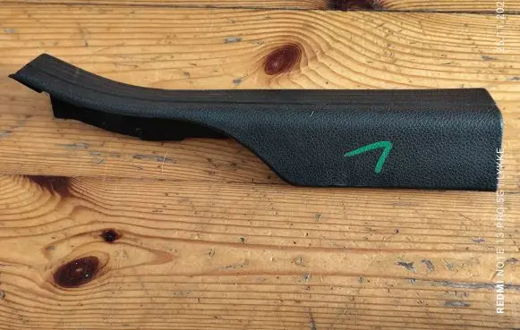 Mercedes-Benz C AMG W204 Rear sill trim cover A2046860336