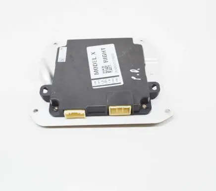 Tesla Model X Door control unit/module 105018300F 104886000B