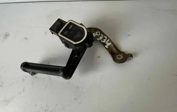 BMW 3 E90 E91 Headlight/headlamp level sensor 6785205