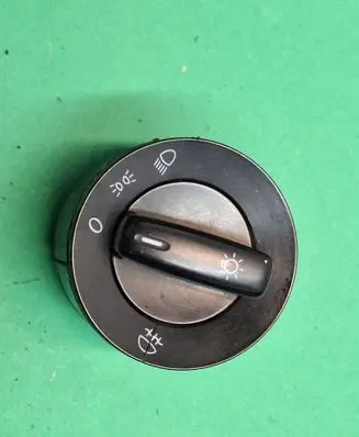 Volkswagen Caddy Light switch