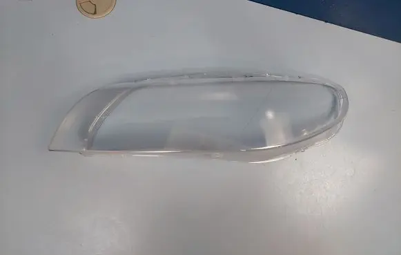Volvo S80 Headlight lense 