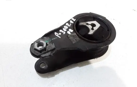 Peugeot 3008 I Engine mount bracket