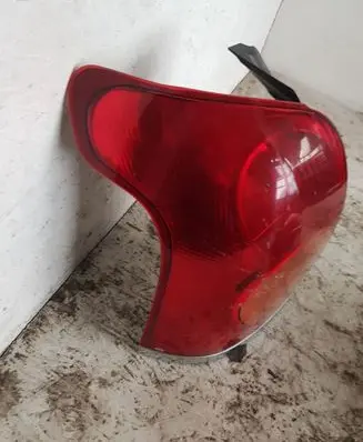 Toyota Avensis T250 Rear/tail lights