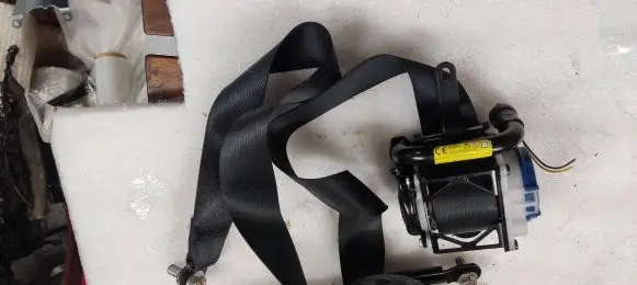 Mitsubishi Outlander Front seatbelt TKAH2EN305 1019102018